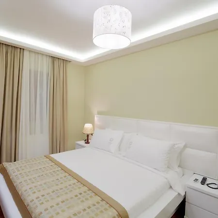 Casta Diva 4*
