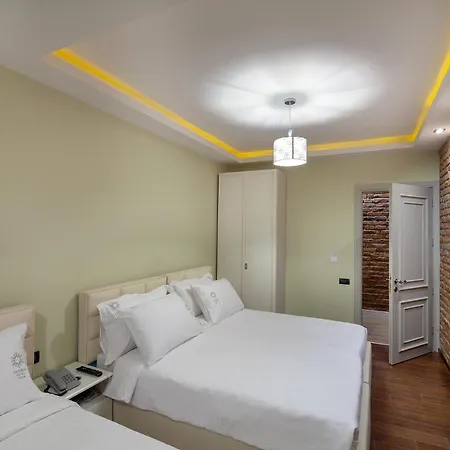 Casta Diva Hotel Korce
